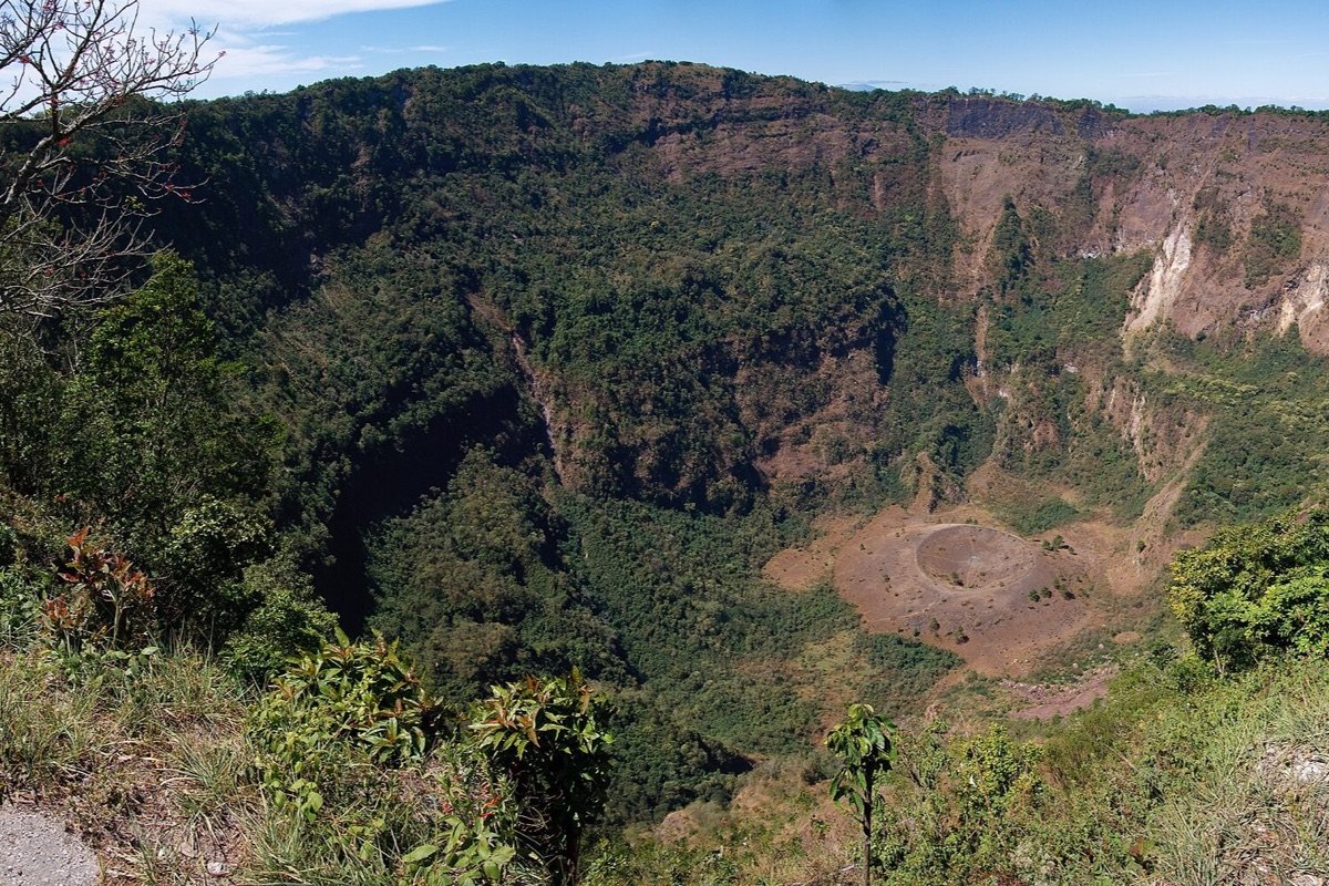 Panorámica del cráter de El Boquerón
