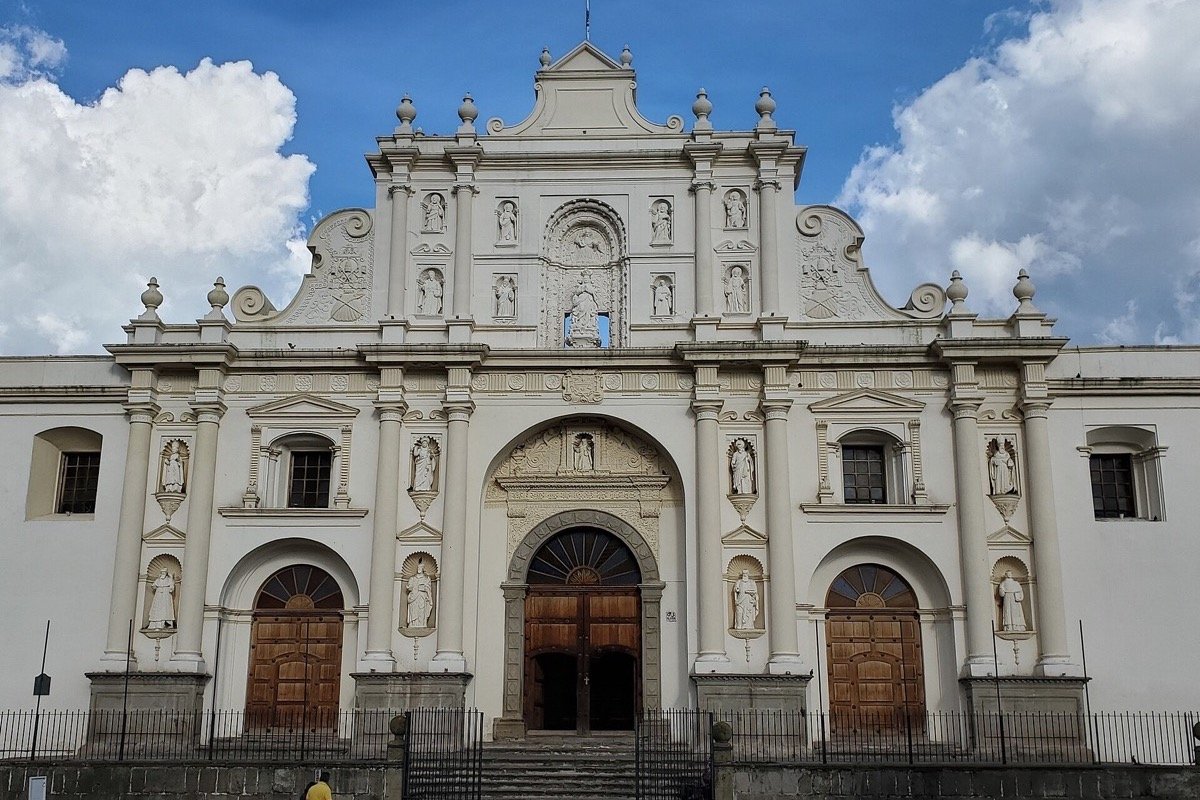 Fachada de la catedral de Antigua Guatemala