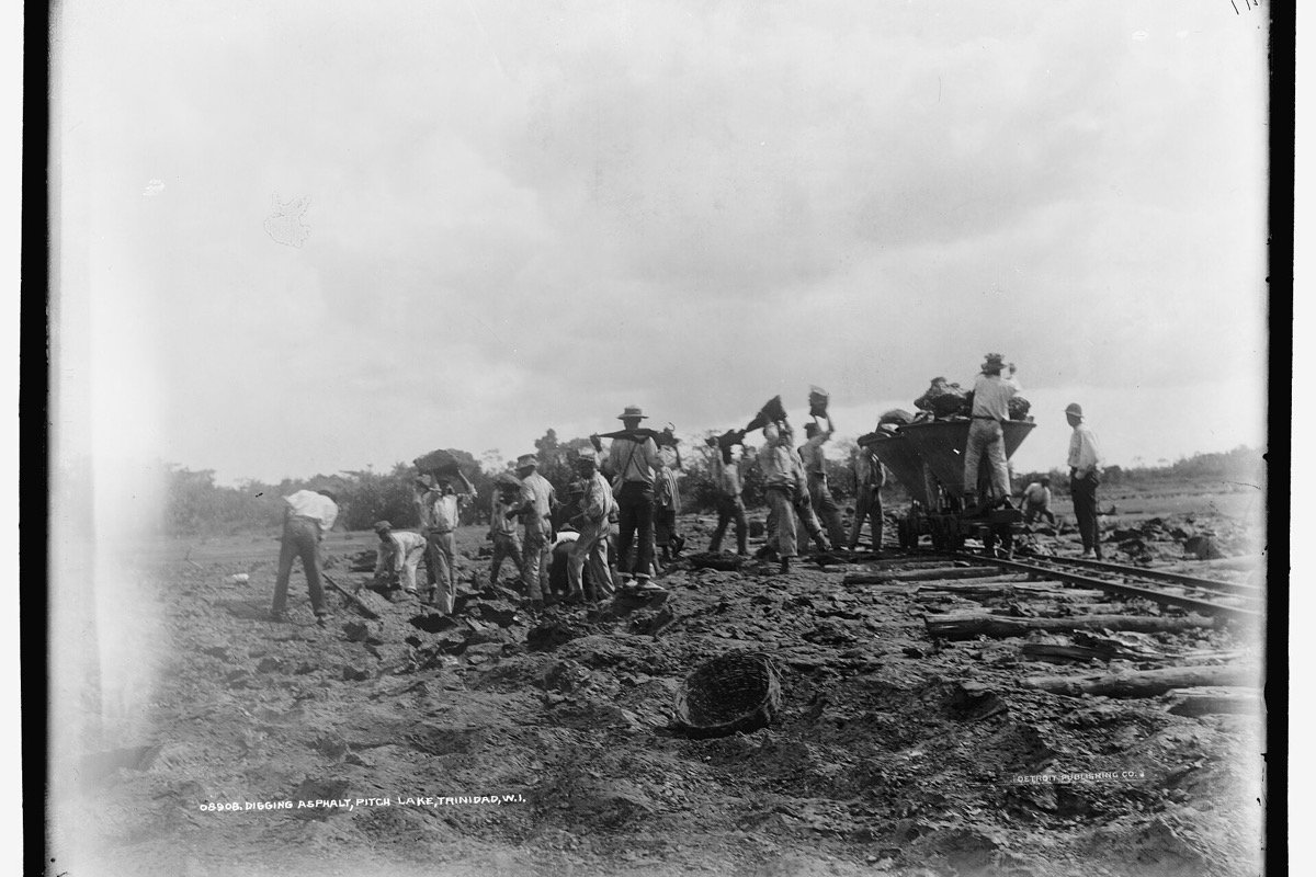 Imagen histórica de Pitch Lake en La Brea